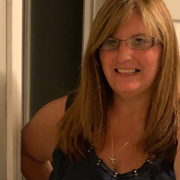 Meet your Posher, Jackie - Picture 1 of 1